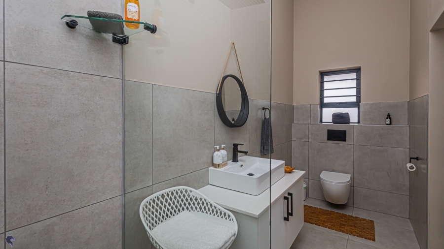 9 Bedroom Property for Sale in Long Acres Country Estate Western Cape